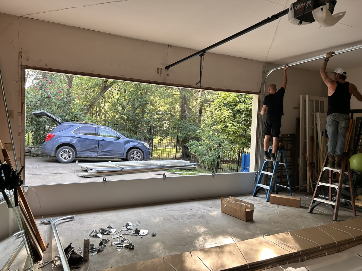 The Most Common Garage Door Problems Repair Technicians See