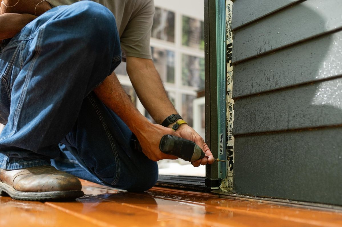 A Guide on How Exterts Provide Aluminum Window Sill Wrapping
