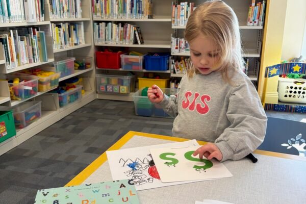 Empowering Early Learners Through Phonics in Preschool Education
