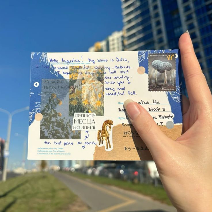 Postcard Ideas: Creative Ways to Use Postcards Beyond Sending Them